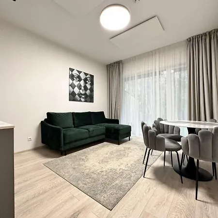 Ladies Group Mano Jura 2 Apartamentai 74g-2 דירה